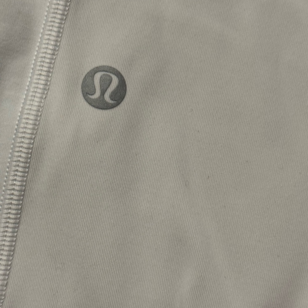 White High-Waisted Leggings - Picture 3 of 4